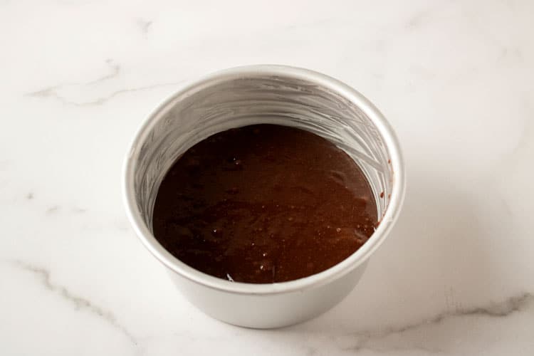 brownie mix on bottom of cheesecake pan
